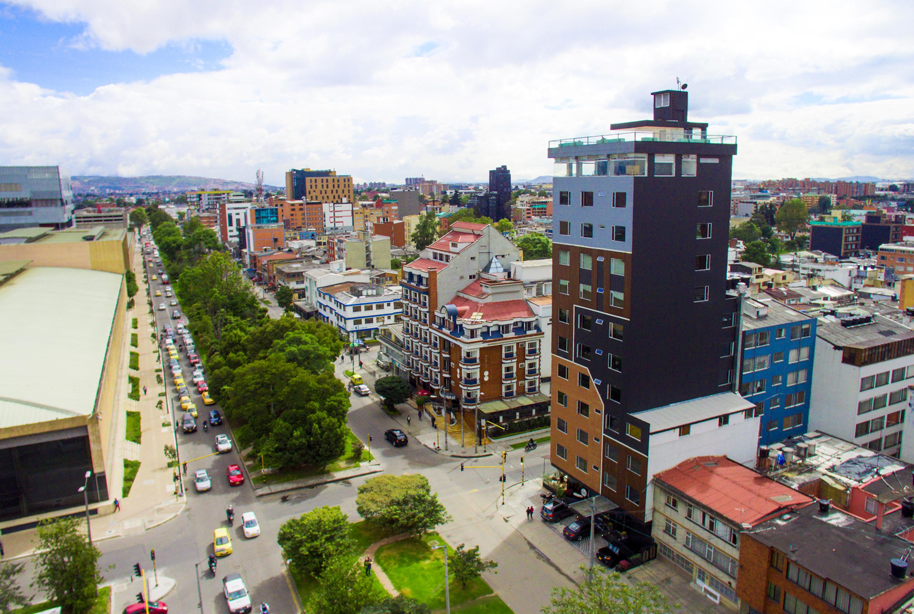 Hotel American Visa Tower Bogota Exterior photo